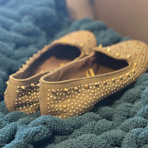 Studded flats - Picture 3 of 3